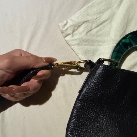 Marni Venice Small Bag in black leather - Picture 9 of 12